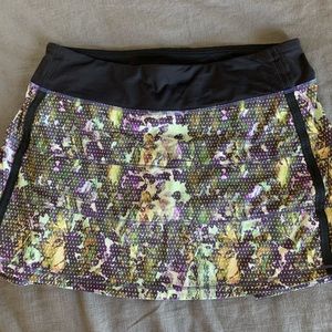 Lululemon workout skirt